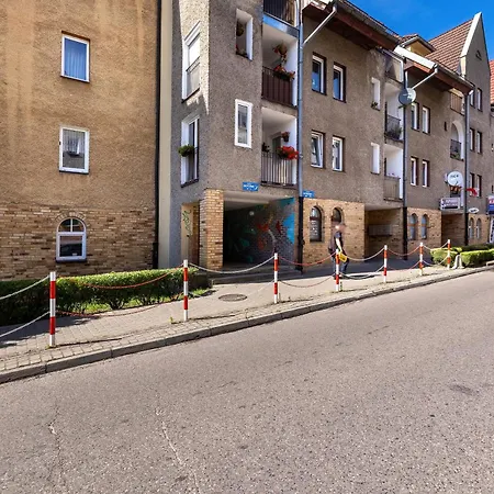 Lägenhet Jantar Katedralna Kołobrzeg